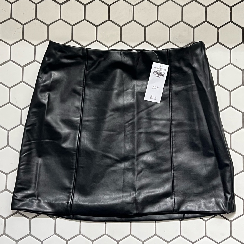A&F Vegan Leather Mini Skort